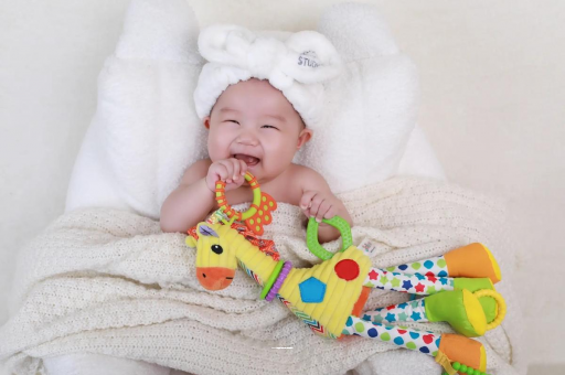 弥勒宝宝先拉肚子后发烧 弥勒宝宝先拉肚子后发烧